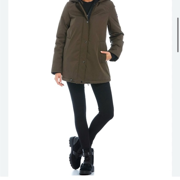 Ugg Bernice parka NWT olive green black interior & black fur on hood - Picture 14 of 16